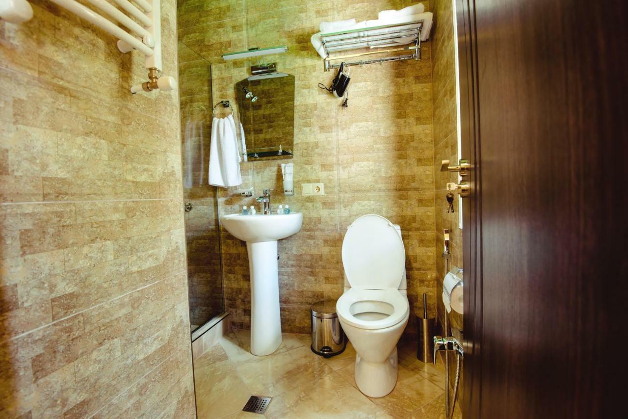Bliss Hotel Tbilisi Esterno foto