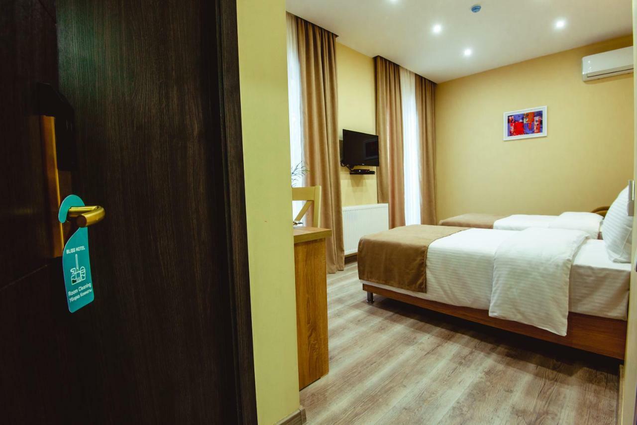 Bliss Hotel Tbilisi Esterno foto